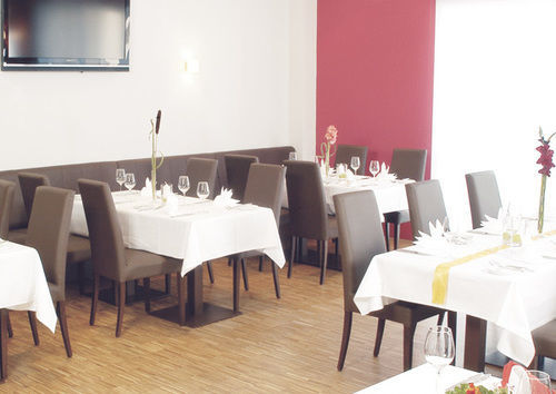 Acantus Hotel Weisendorf Exteriör bild